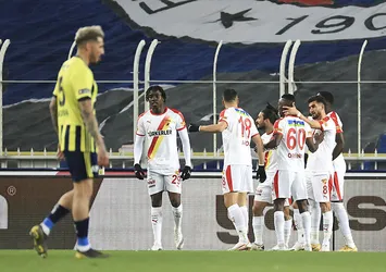 F.Bahçe'ye zirve yolunda ağır darbe!
