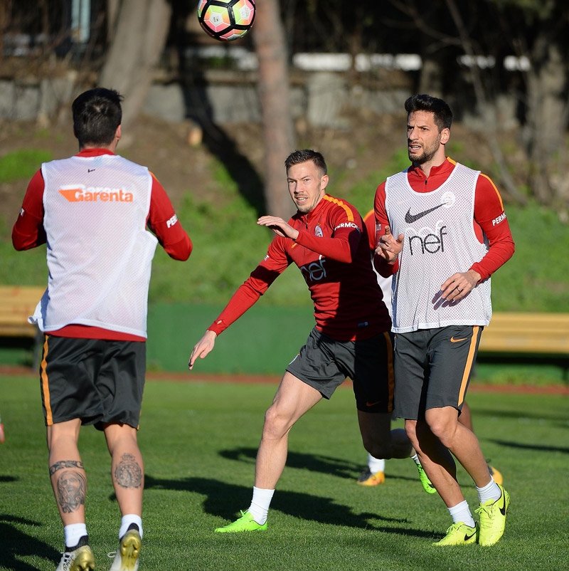 Galatasaray’da kim gidiyor kim kalıyor?