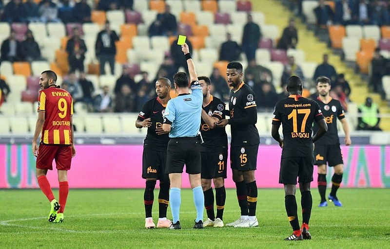 Galatasaray’da Fenerbahçe derbisi öncesi kırmızı alarm!
