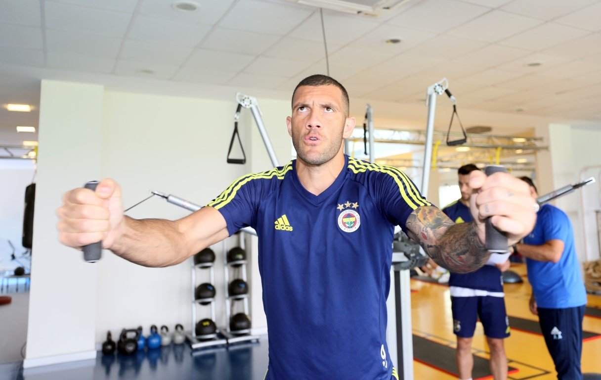 Fenerbahçe’den Aziz Behich’e kanca