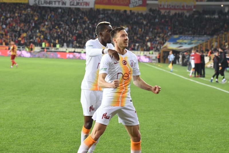 Galatasaray’da şov başlıyor!