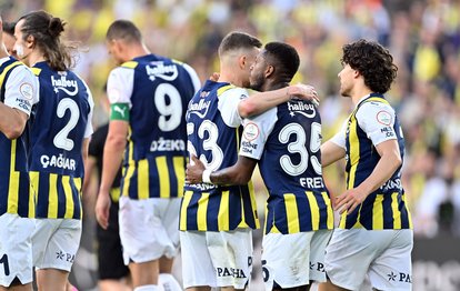 Fenerbahçe 4-0 İstanbulspor MAÇ SONUCU-ÖZET Farklı galibiyet şampiyonluğa yetmedi!