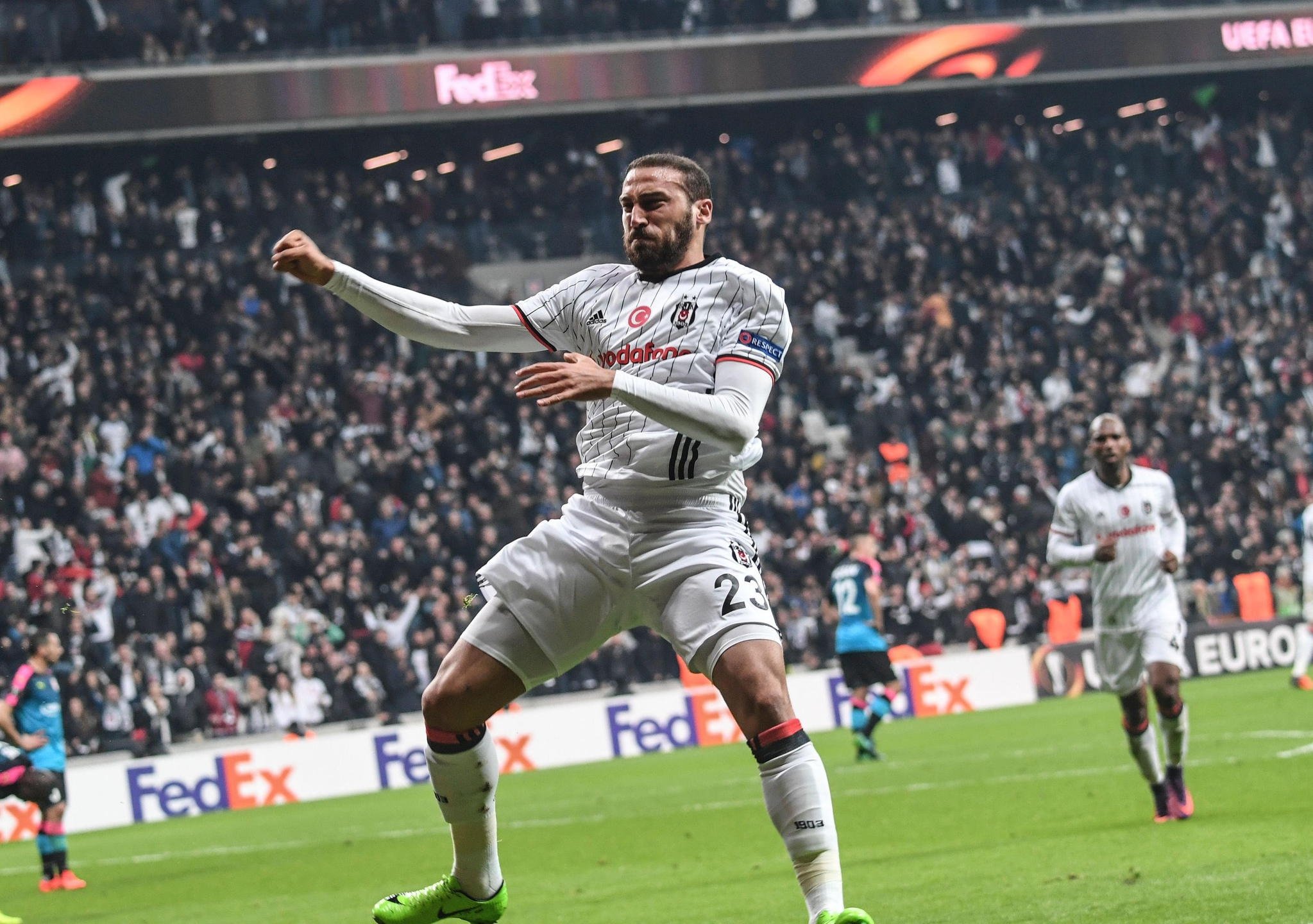 Cenk Tosun için 48 milyon TL!