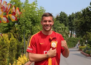 Galatasaray'a Podolski'den müjdeli haber!