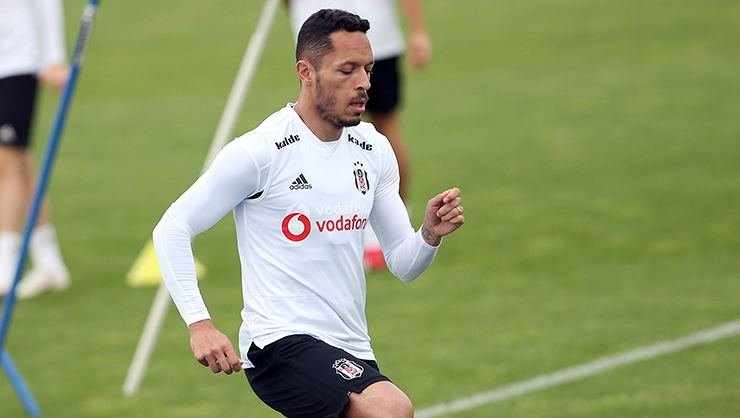 Fenerbahçe’de bombalar patlıyor! İşte 2020 model Fenerbahçe...