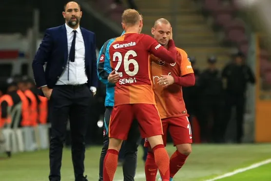 Wesley Sneijder bilerek mi tuvalete gitti?
