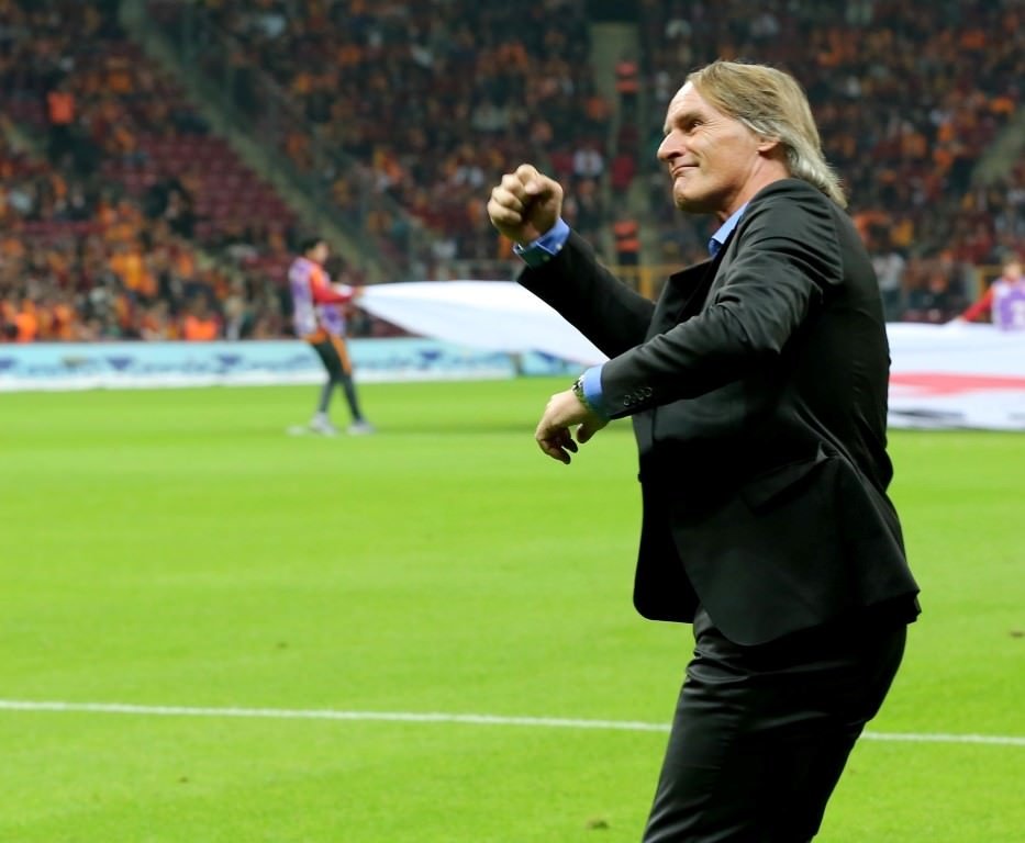 ’Fırtına’ Arena’yı yıktı!