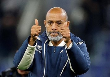 Espirito West Ham tarihine geçti