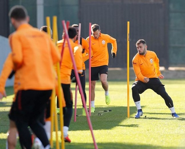 Levent Tüzemen: Galatasaray, Porto maçındaki gibi oynarsa Başakşehir’i yener