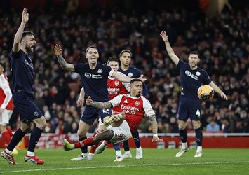 Arsenal evinde Wigan'ı farklı geçti!