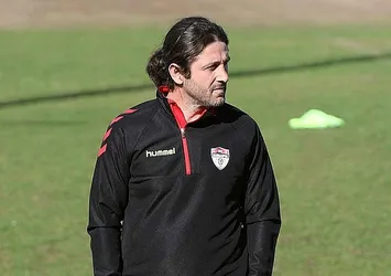 Fatih Tekke'li Manisaspor zor günlerden geçiyor