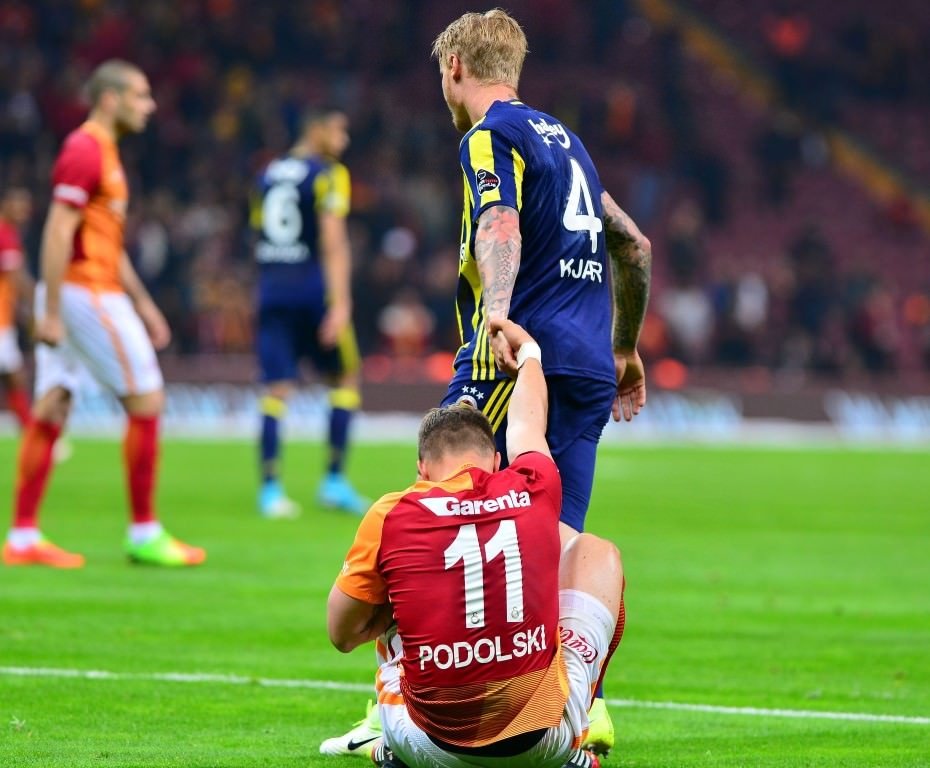 Podolski’den sert açıklamalar