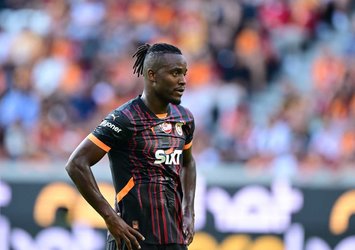 G.Saray Batshuayi'nin ayrılığını açıkladı!
