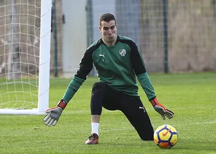 Juventus, Harun Tekin'i gözüne kestirdi