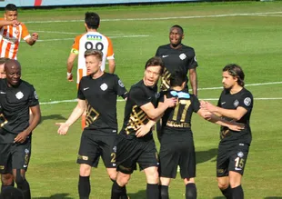 Osmanlıspor yabancılarıyla coştu
