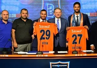 Başakşehir'de imza şov sürüyor