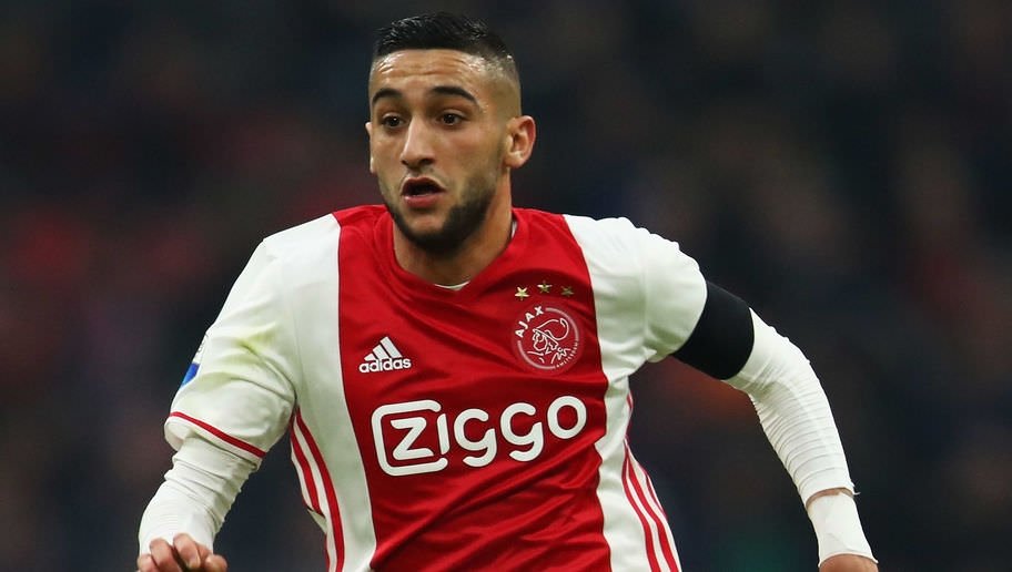 Taraftarlar Hakim Ziyech’e saldırdı!