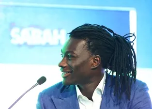 Galatasaray'da Gomis gemileri yaktı!