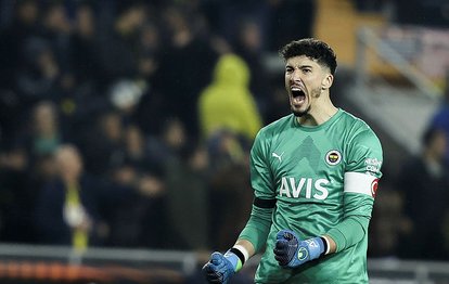 Fenerbahçe Altay Bayındır ile sözleşme uzattı!