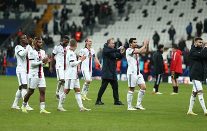Beşiktaşlı taraftarlardan Sergen Yalçın’a destek