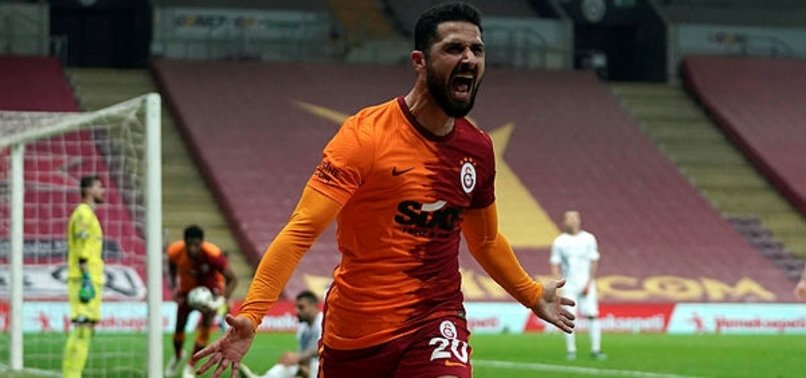 Galatasaray derbide hangi formayla sahada?