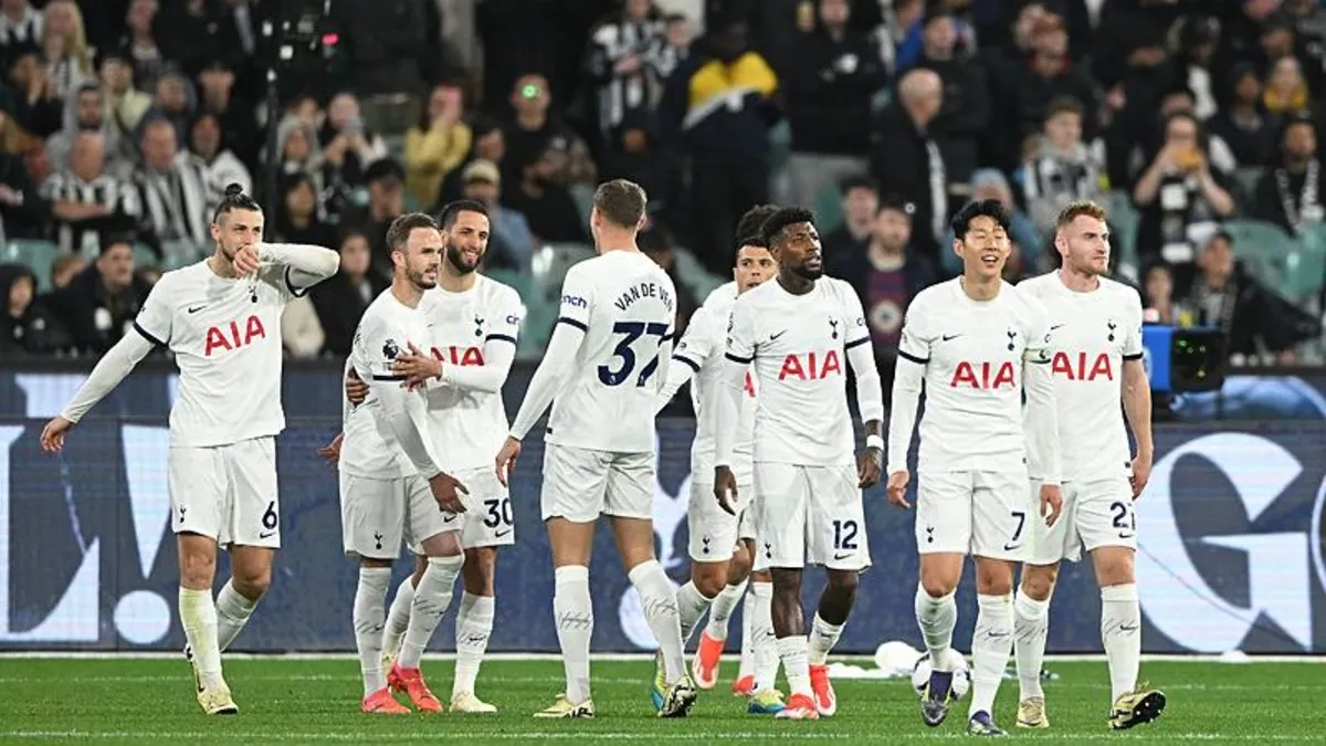 Tottenham'dan flaş karar! 4 futbolcu birden...