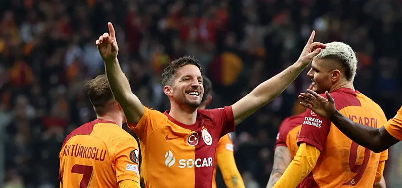 Galatasaray'da Dries Mertens: Muslera kesinlikle bizi maçta tutan isim oldu!