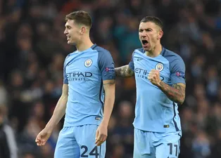Fenerbahçe'ye Kolarov'dan kötü haber