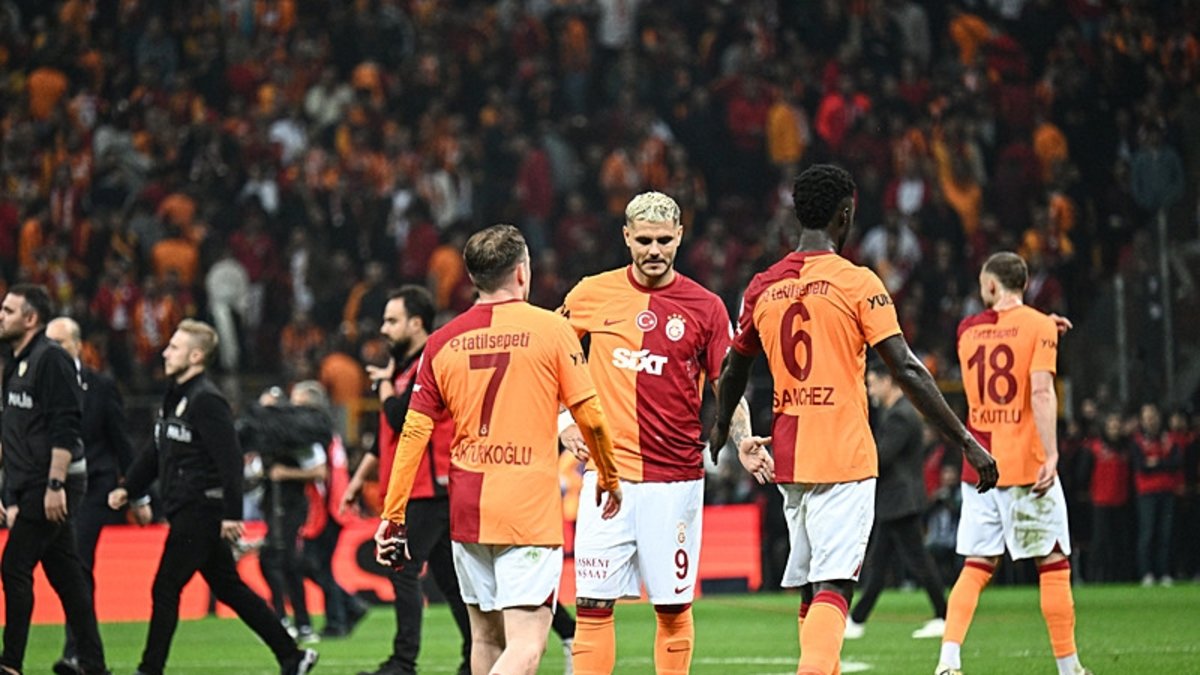 Morale was low in Galatasaray after the Fenerbahçe derby!