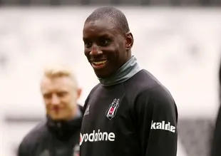 Demba Ba, Beşiktaş'ta kalacak mı?