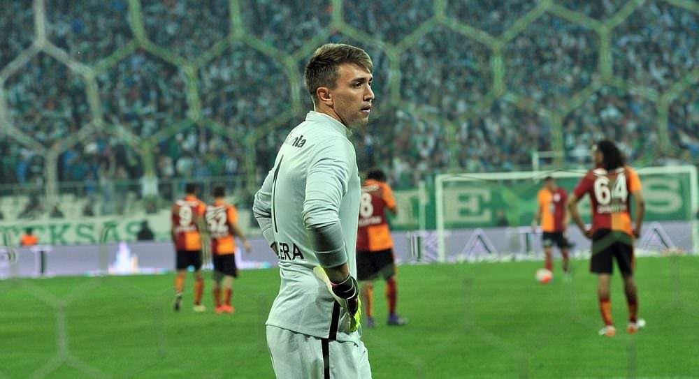 Fernando Muslera’dan ayrılık sinyali!.