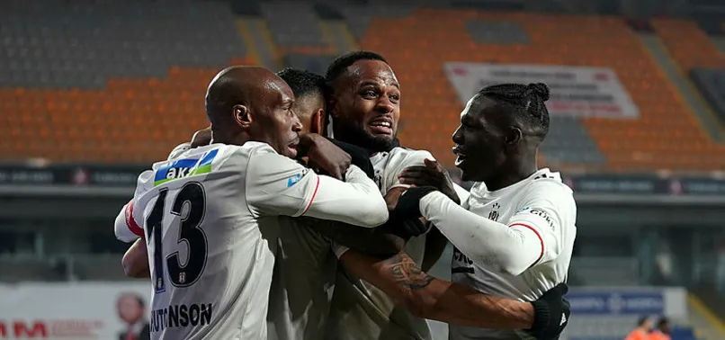 Başakşehir 2-3 Beşiktaş (MAÇ SONUCU-ÖZET)