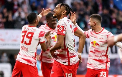 Leipzig 4-0 Augsburg MAÇ SONUCU-ÖZET | Leipzig evinde farka koştu!