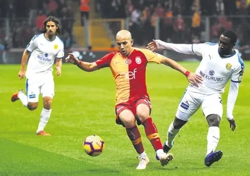 Feghouli’ye teklif