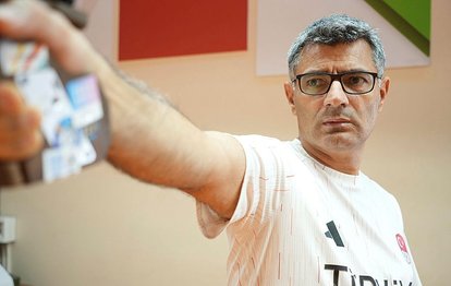 Yusuf Dikeç’e dev ödül!