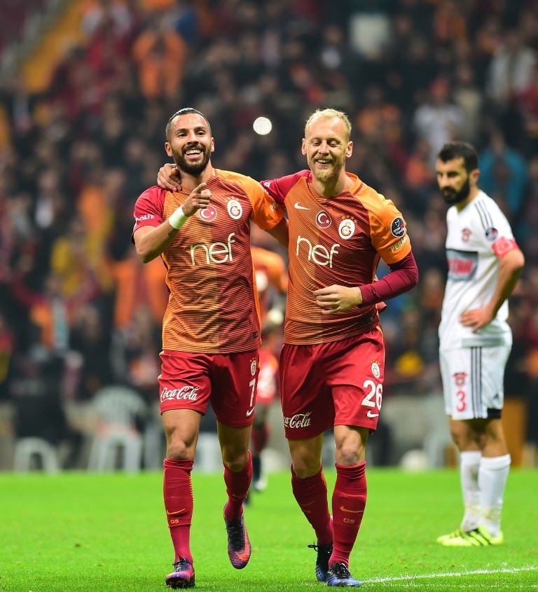 Yasin Öztekin kariyerinin zirvesine çıktı