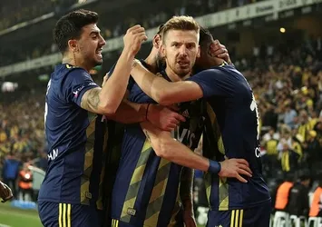 Devlerle yarışıyor