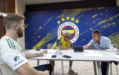 Fenerbahçe’de transfer zirvesi gerçekleşti
