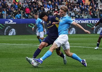 Napoli ile Parma berabere kaldı!