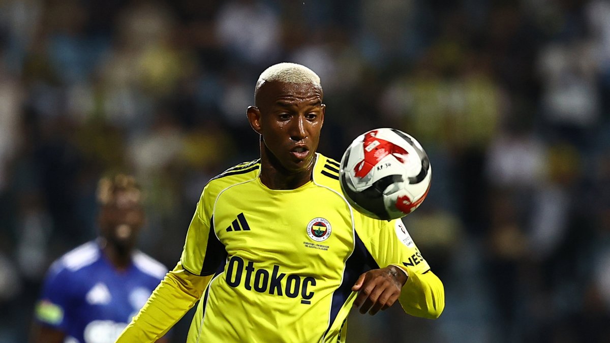 FENERBAHÇE HABERİ: Anderson Talisca'dan Türkçe şarkı! İşte o görüntüler FENERBAHÇE HABERİ: Anderson Talisca'dan Türkçe şarkı! İşte o görüntüler