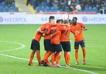 İstatistikler Medipol Başakşehir'den yana