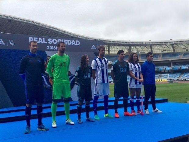 PES 2017 kulüp isimlerini açıkladı