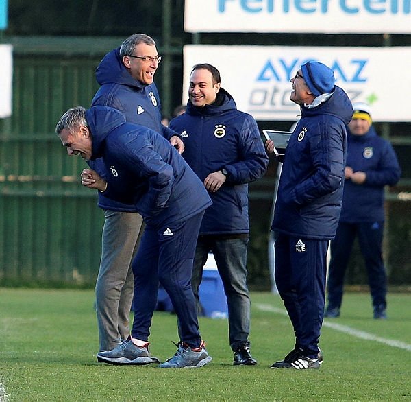 Fenerbahçe golcüsünü Fransa’da buldu!