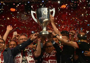 Sivasspor'dan kupa kutlaması