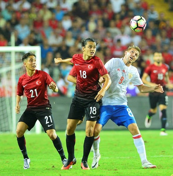 Fenerbahçe’den Enes Ünal atağı