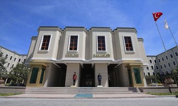 Bakkal ve marketler kaça kadar açık?