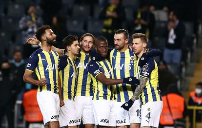 Fenerbahçe’nin Antalya kampı kadrosu açıklandı!