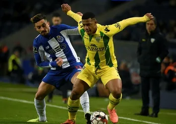 Sürpriz aday Fahd Moufi