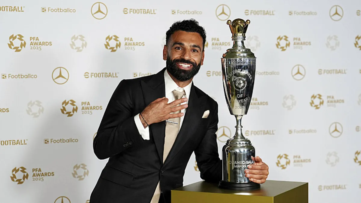 İngiltere'de yılın futbolcusu Salah oldu!