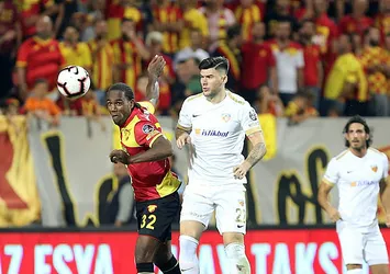 Göztepe milli araları seviyor